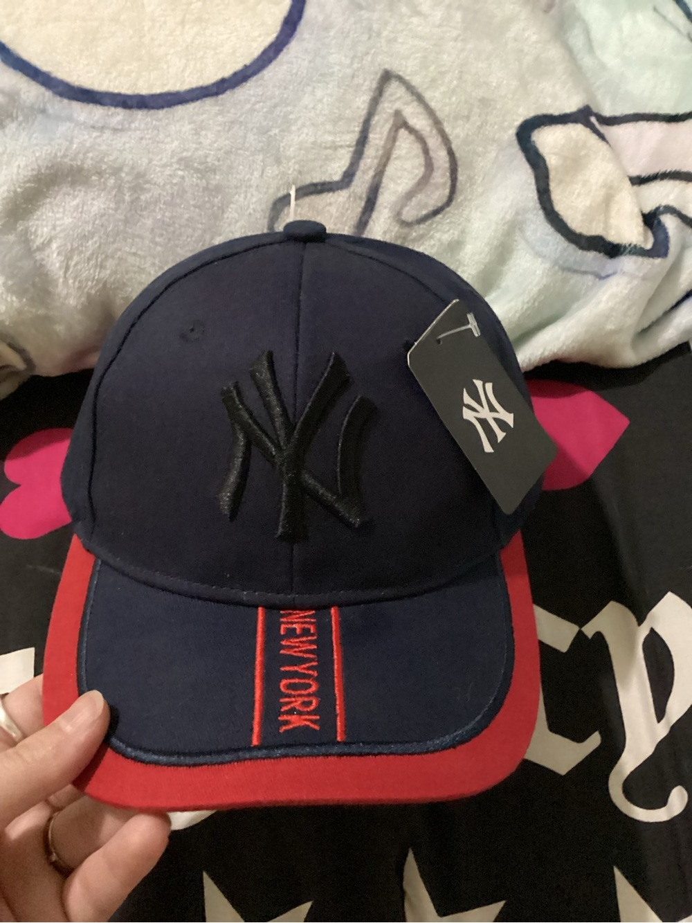 New York adjustable fit hat - Picture 4 of 4